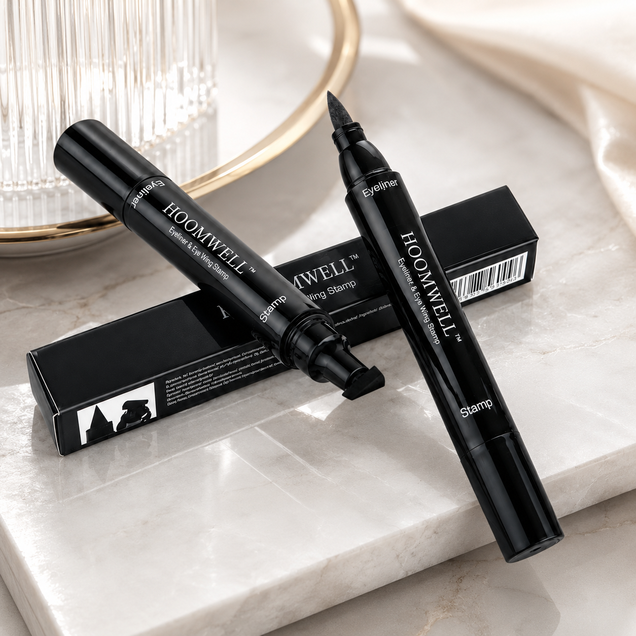 Double-headed seal eyeliner pen